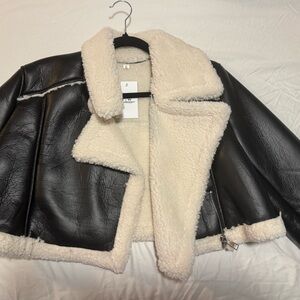 Cropped wrap aviator Sherpa jacket